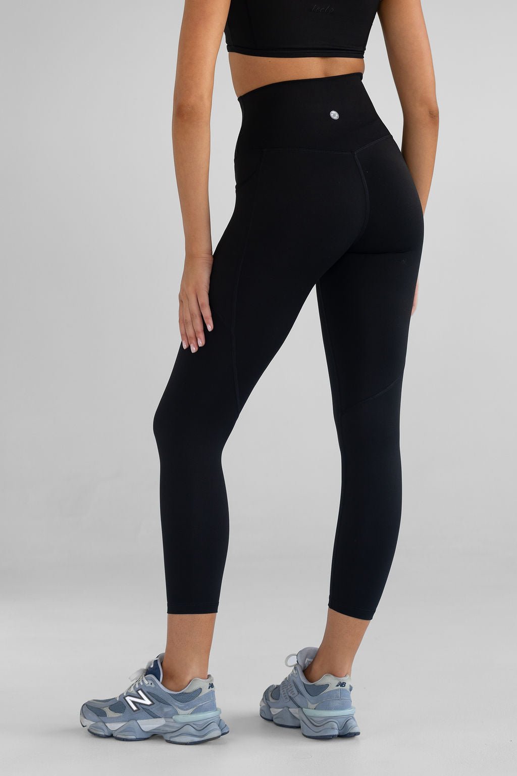 7/8 Pocket Leggings - Black - LEELO ACTIVE