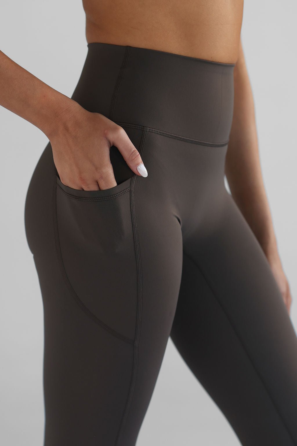 SCULPT 7/8 Pocket Leggings - Dark Chocolate - LEELO ACTIVE