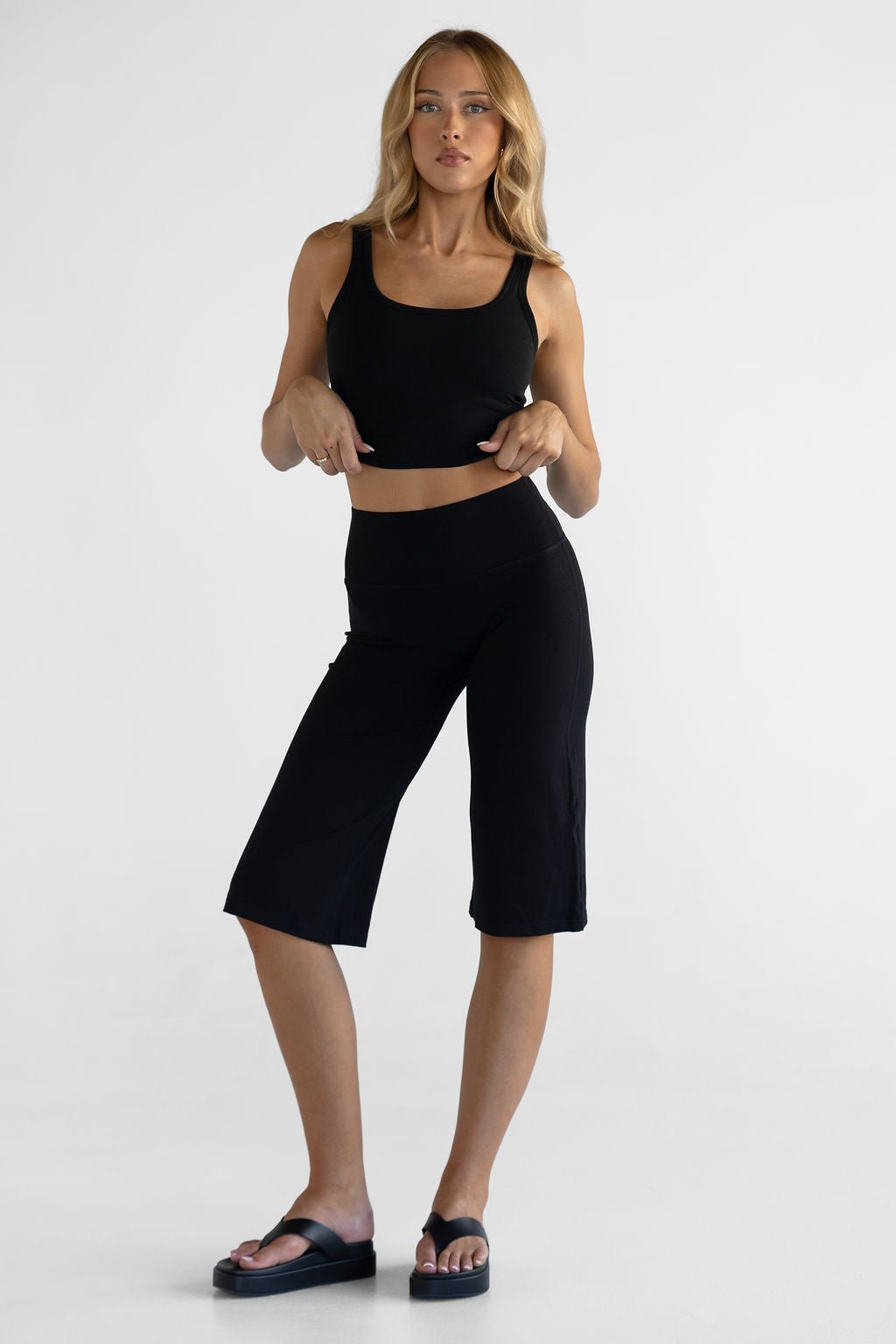 Sculpt Capri Wide Leg Pants - Black - LEELO ACTIVE