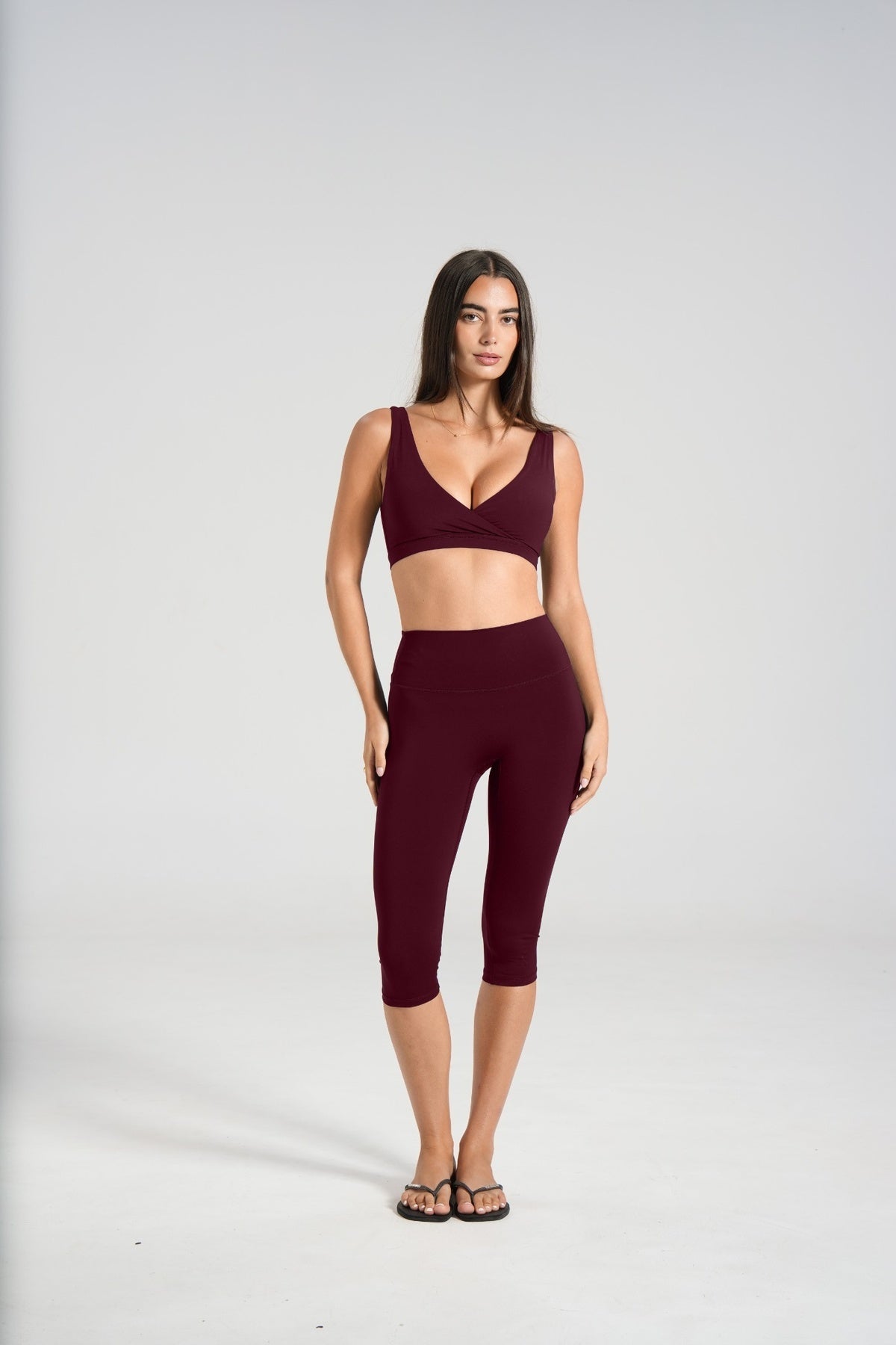 Sculpt Capris (3/4 Leggings) - Cherry Cola - LEELO ACTIVE