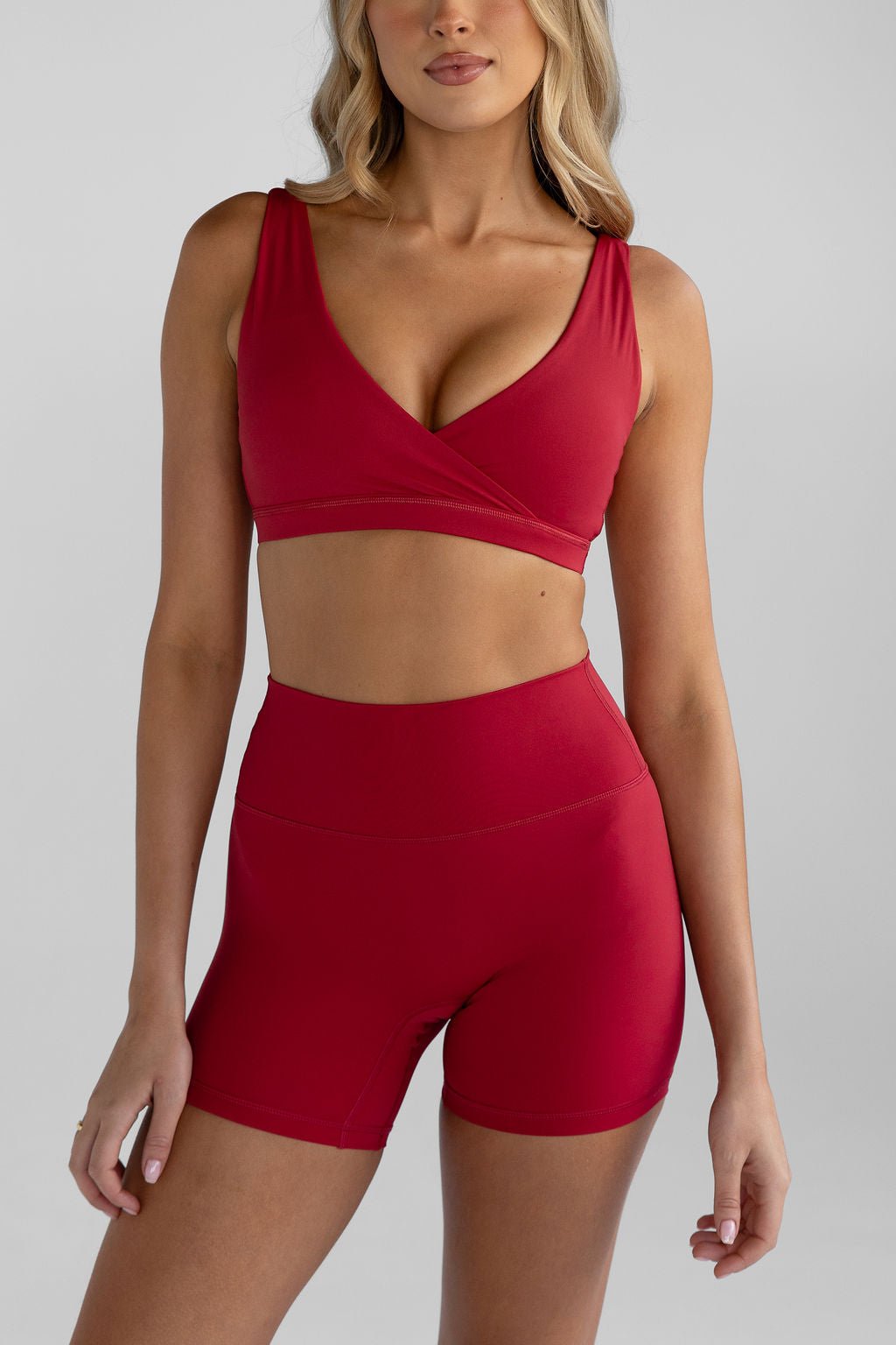 SCULPT Crop - Cherry - LEELO ACTIVE