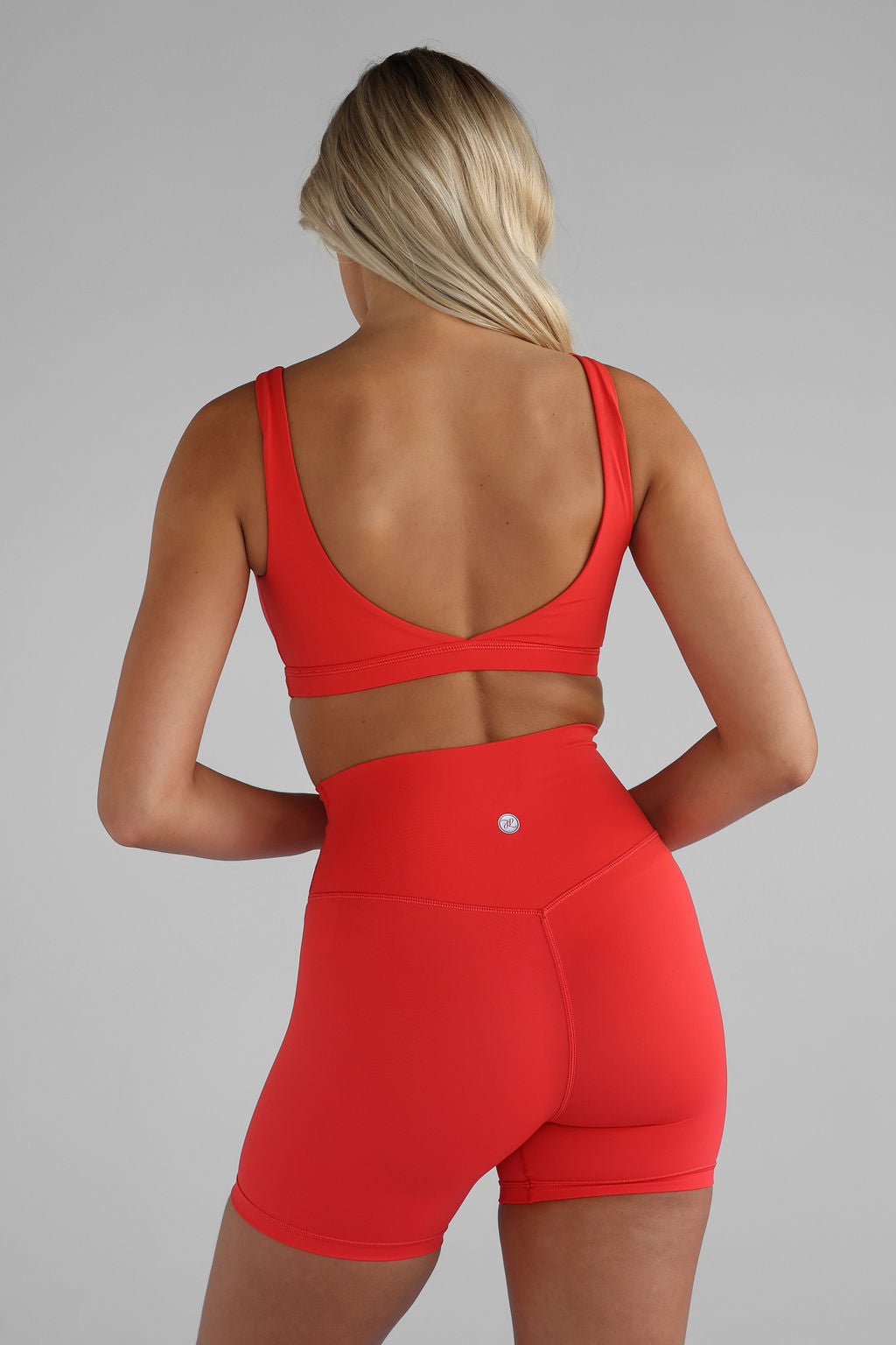 SCULPT Crop - Chilli - LEELO ACTIVE