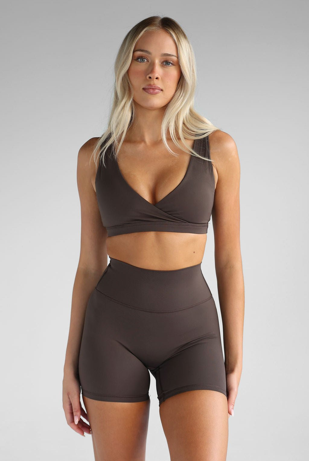 SCULPT Crop - Dark Chocolate - LEELO ACTIVE