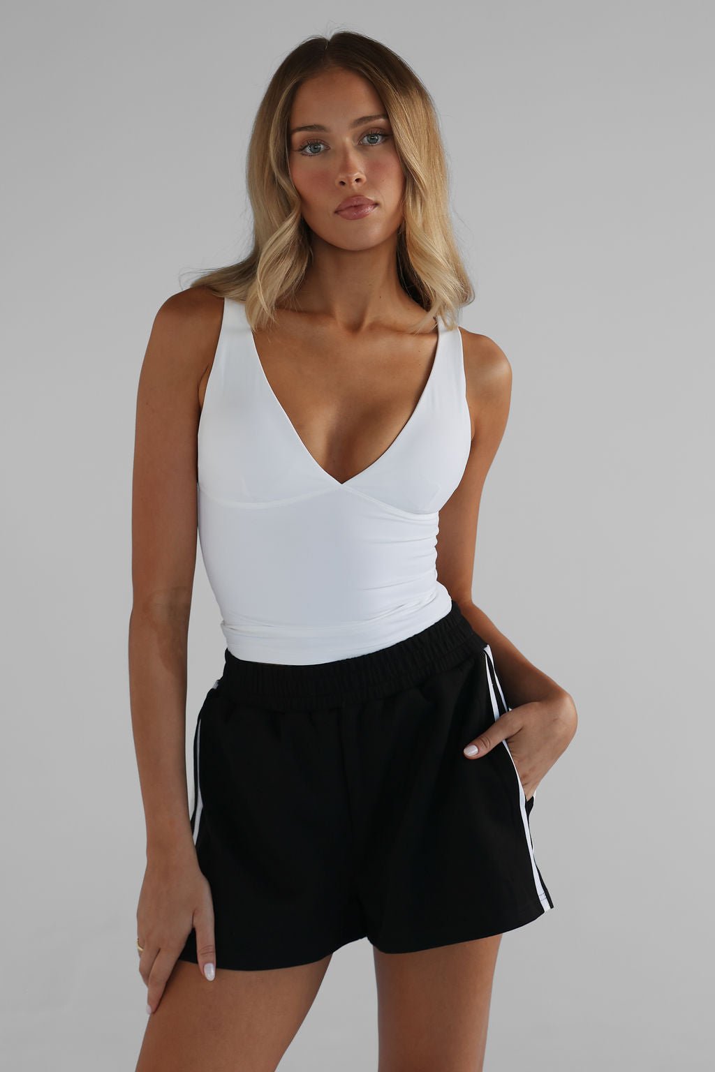 Sculpt Ethereal Tank - White - LEELO ACTIVE