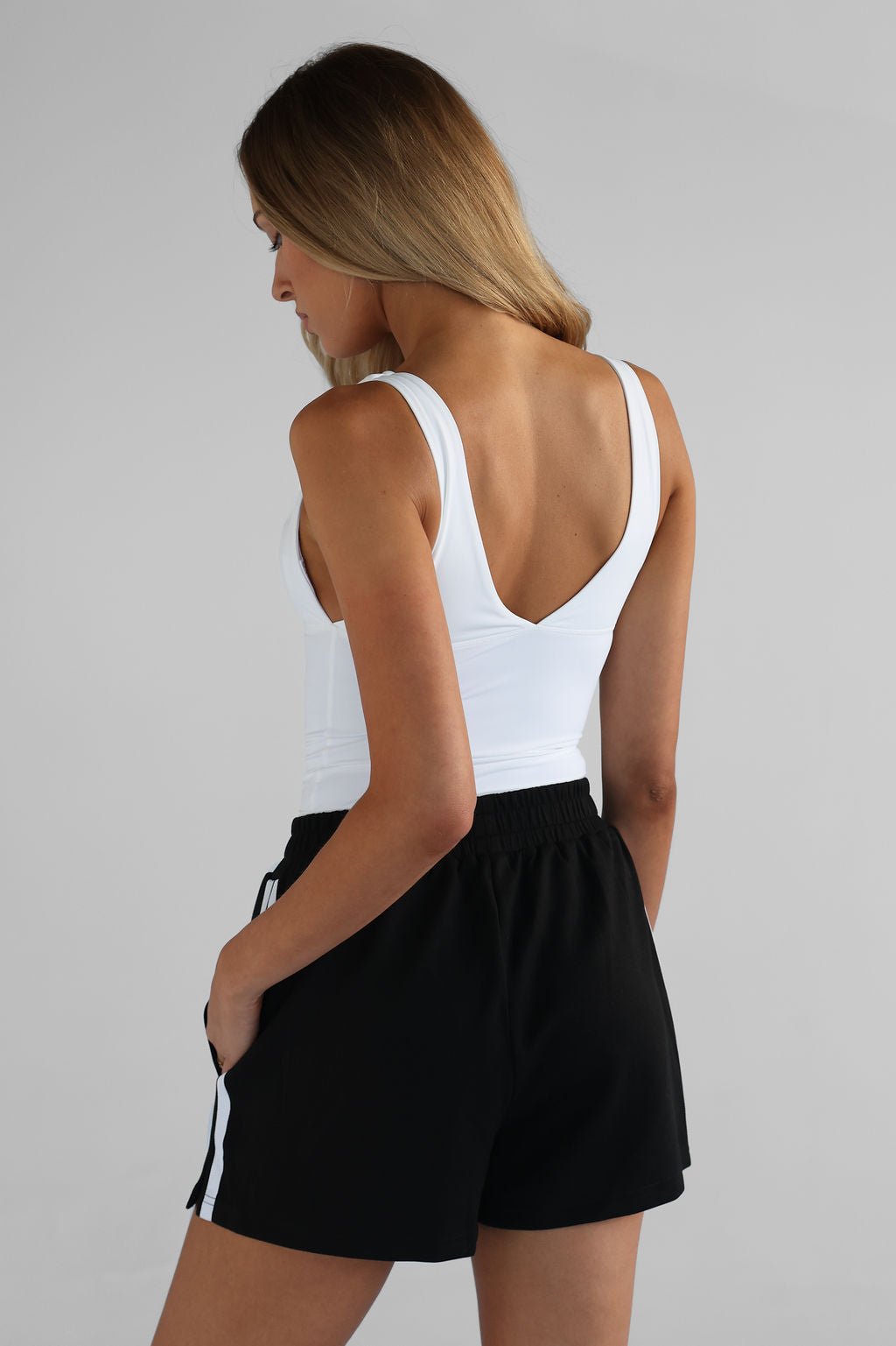 Sculpt Ethereal Tank - White - LEELO ACTIVE