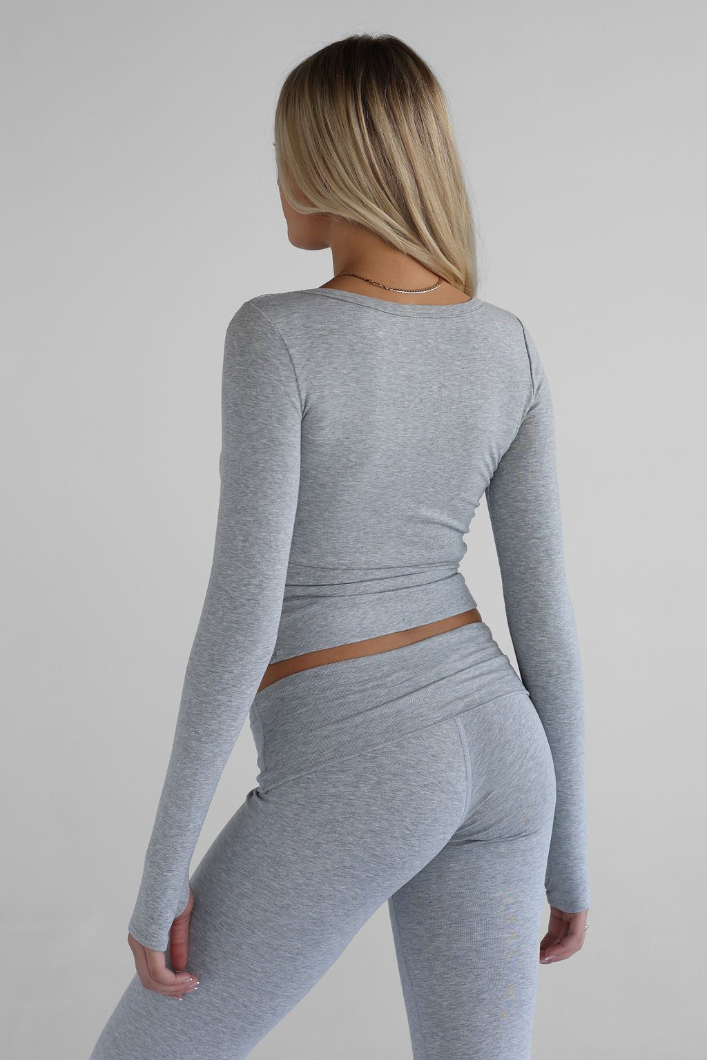 The Lounge Longsleeve - Heather Grey - LEELO ACTIVE