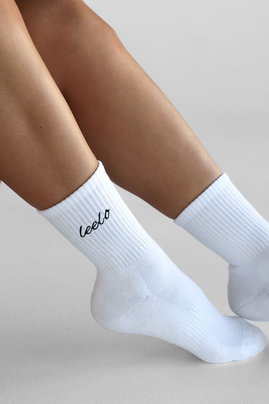 Signature Crew Socks - LEELO ACTIVE