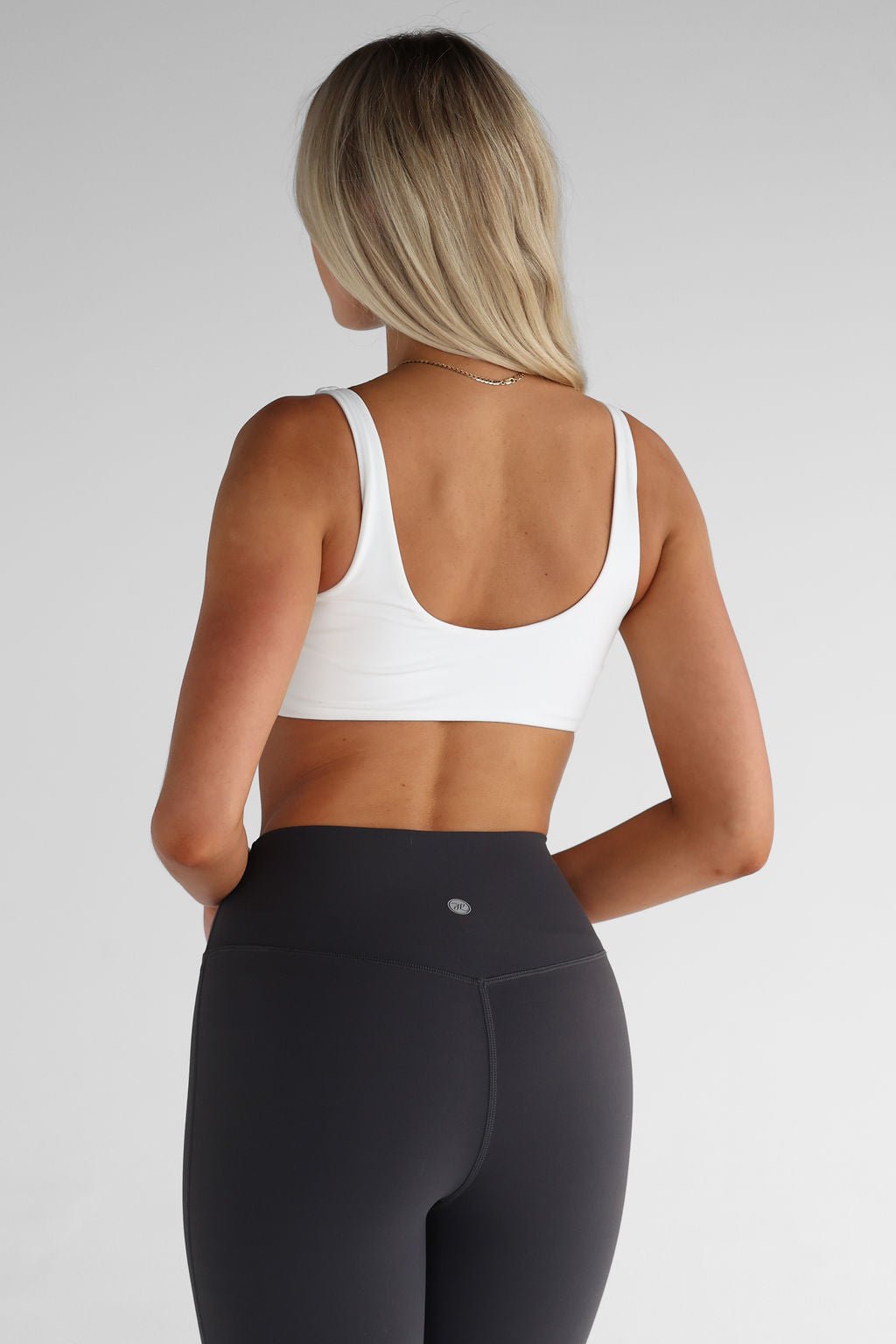 Classic Essentials Crop - White - LEELO ACTIVE