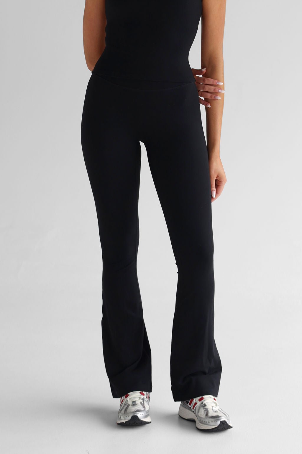 Classic Flare Leggings - Black - LEELO ACTIVE