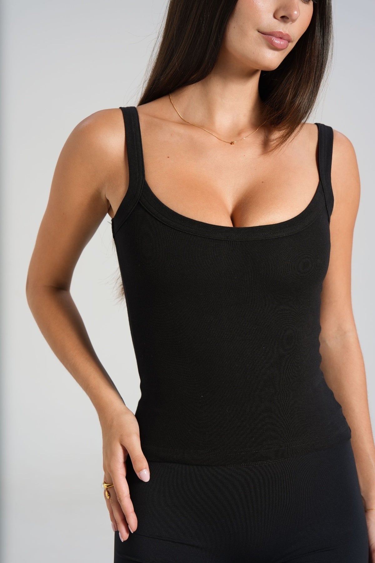 Cotton Scoop Tank - Black - LEELO ACTIVE
