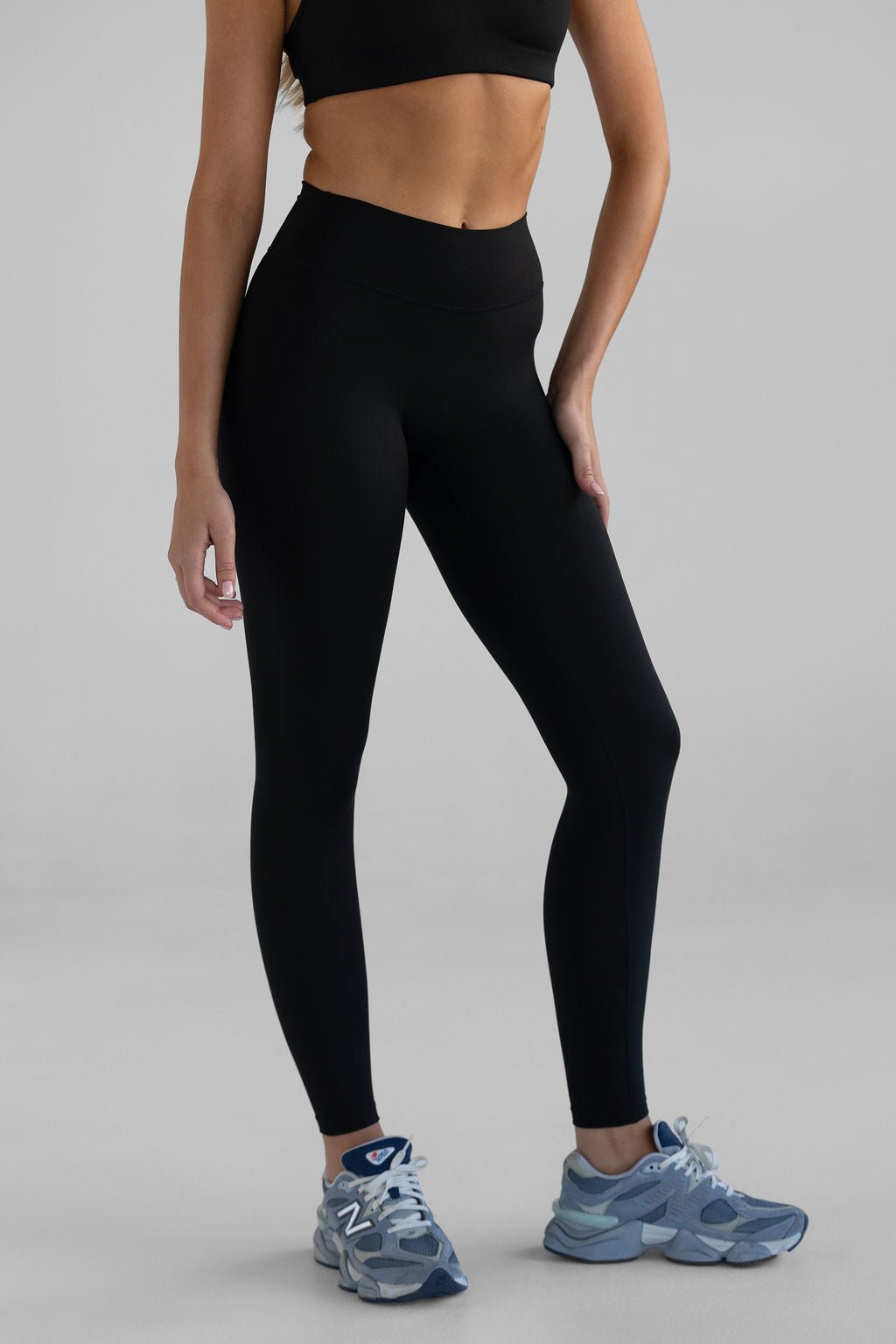 Elevate Leggings - Black (pre - order) - LEELO ACTIVE
