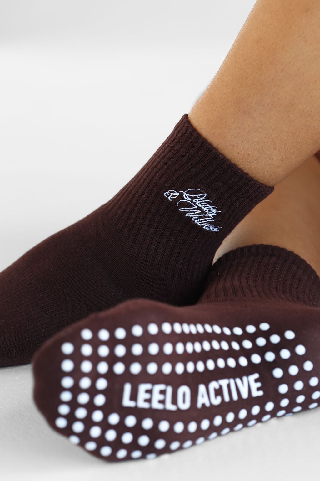 Pilates & Wellness Grip Socks - Cocoa - LEELO ACTIVE