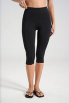 Sculpt Capris (3/4 Leggings) - Black - LEELO ACTIVE
