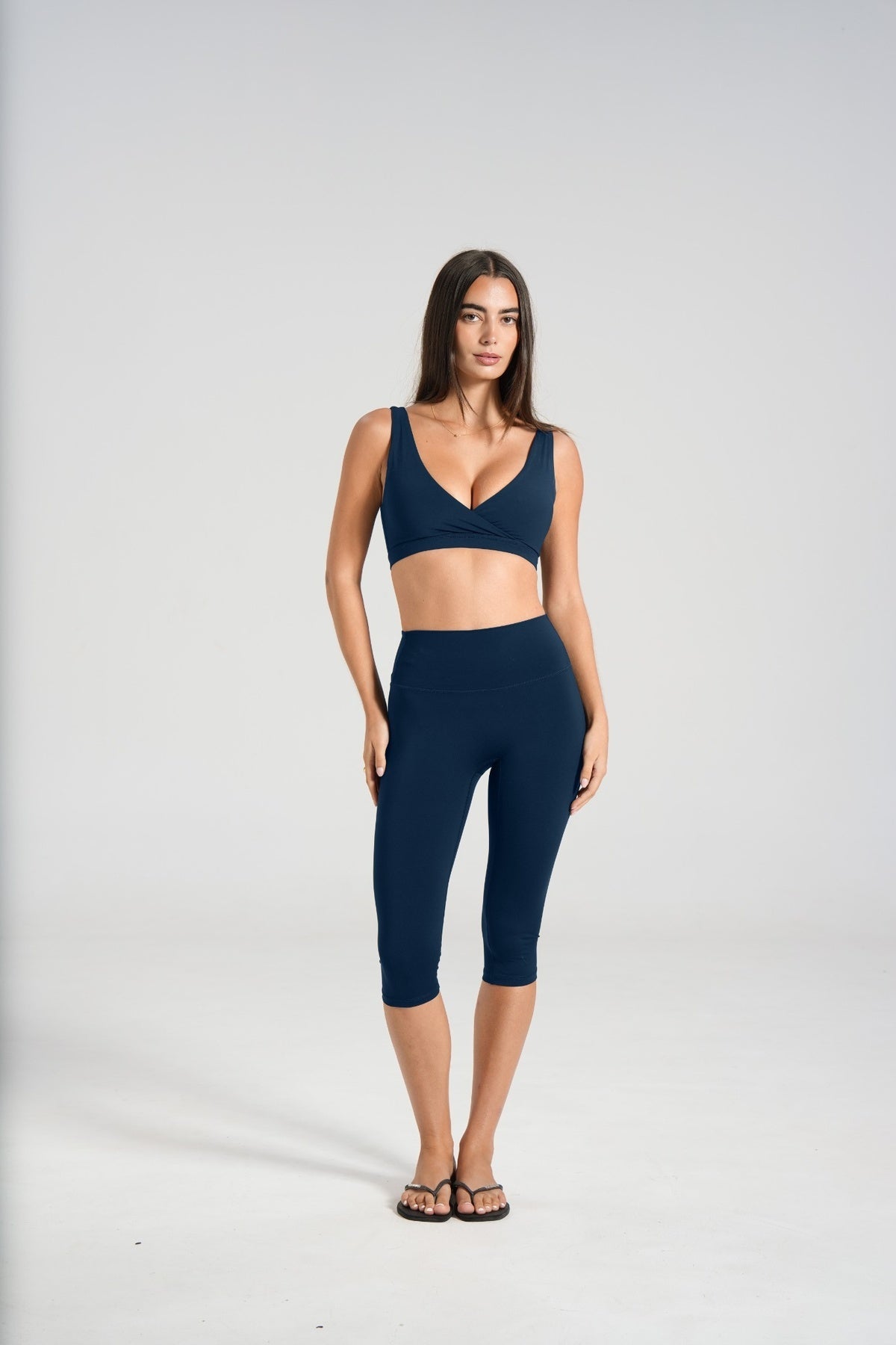Sculpt Capris (3/4 Leggings) - Navy - LEELO ACTIVE