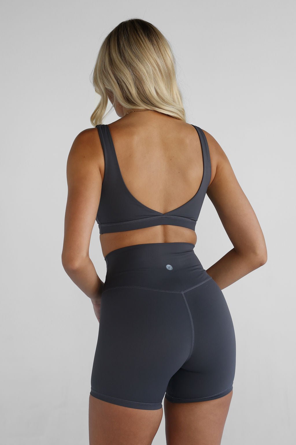 SCULPT Crop - Ash - LEELO ACTIVE