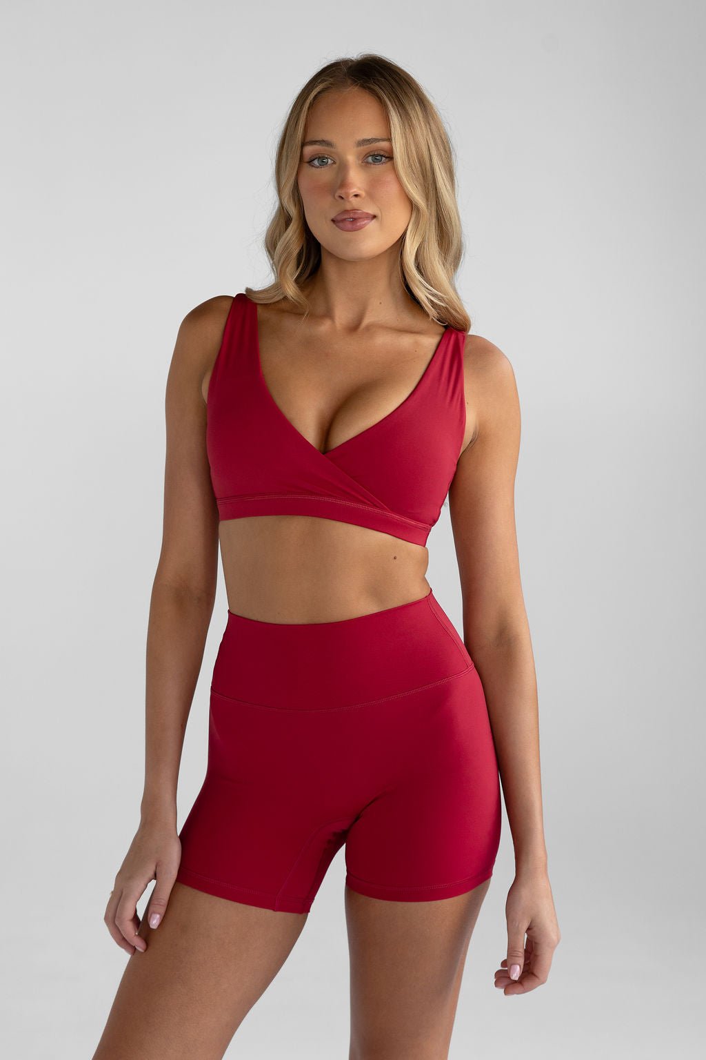 SCULPT Crop - Cherry - LEELO ACTIVE
