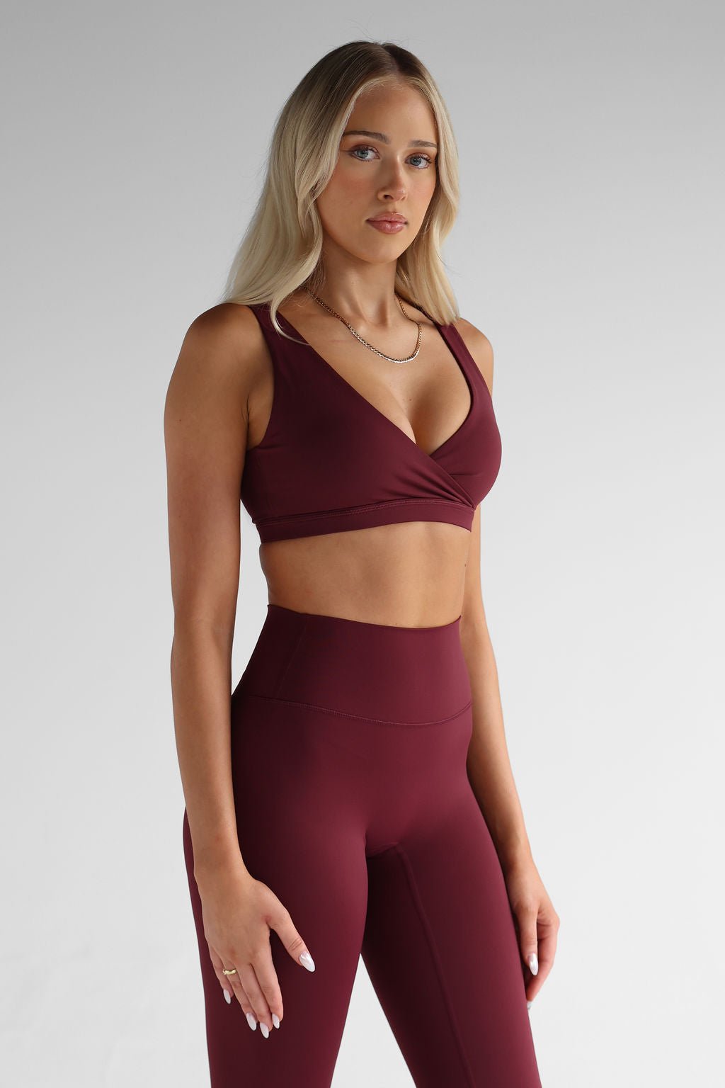 Sculpt Crop - Cherry Cola - LEELO ACTIVE