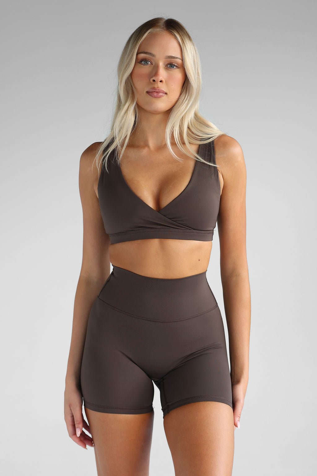 SCULPT Crop - Dark Chocolate - LEELO ACTIVE