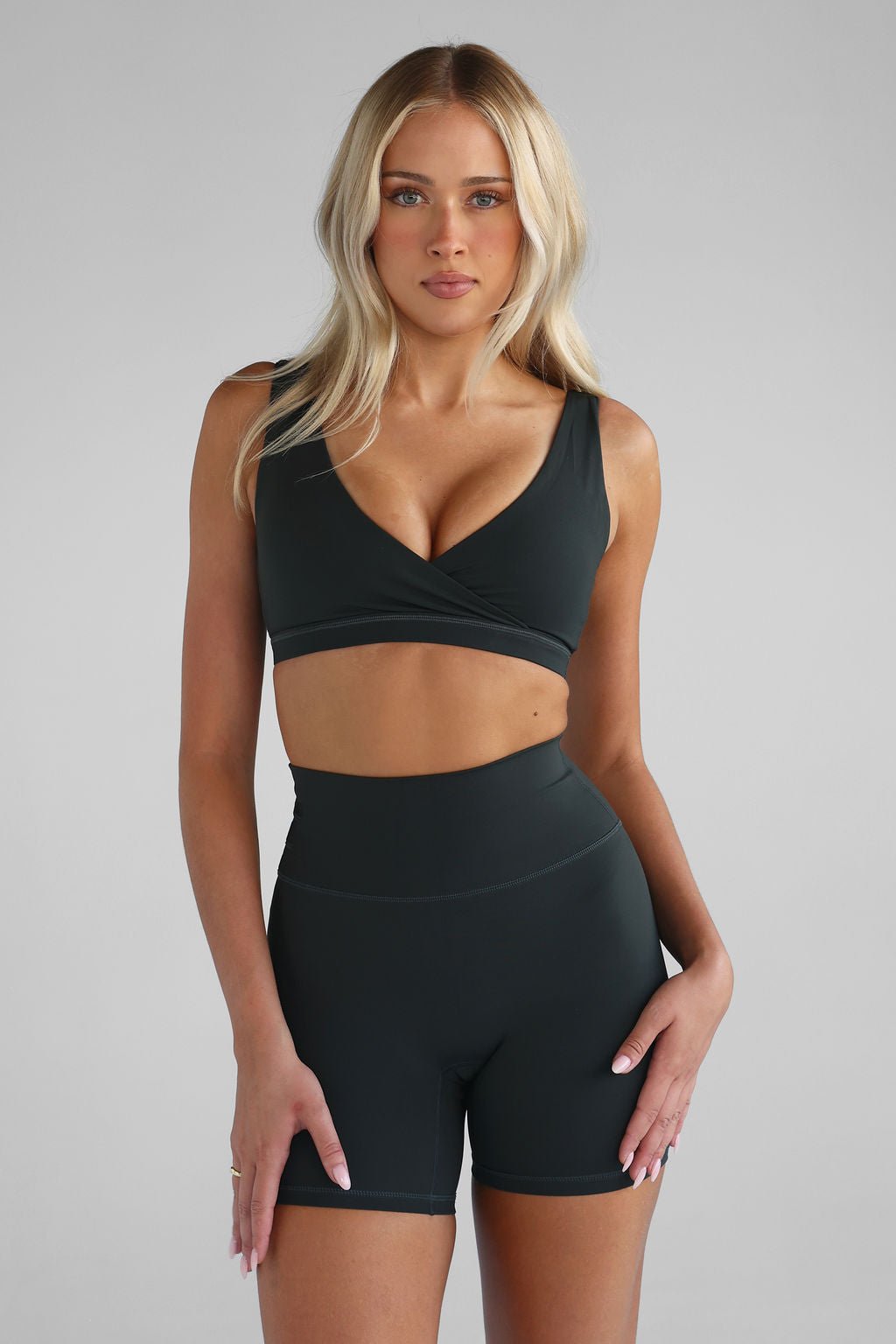 SCULPT Crop - Deep Forrest - LEELO ACTIVE