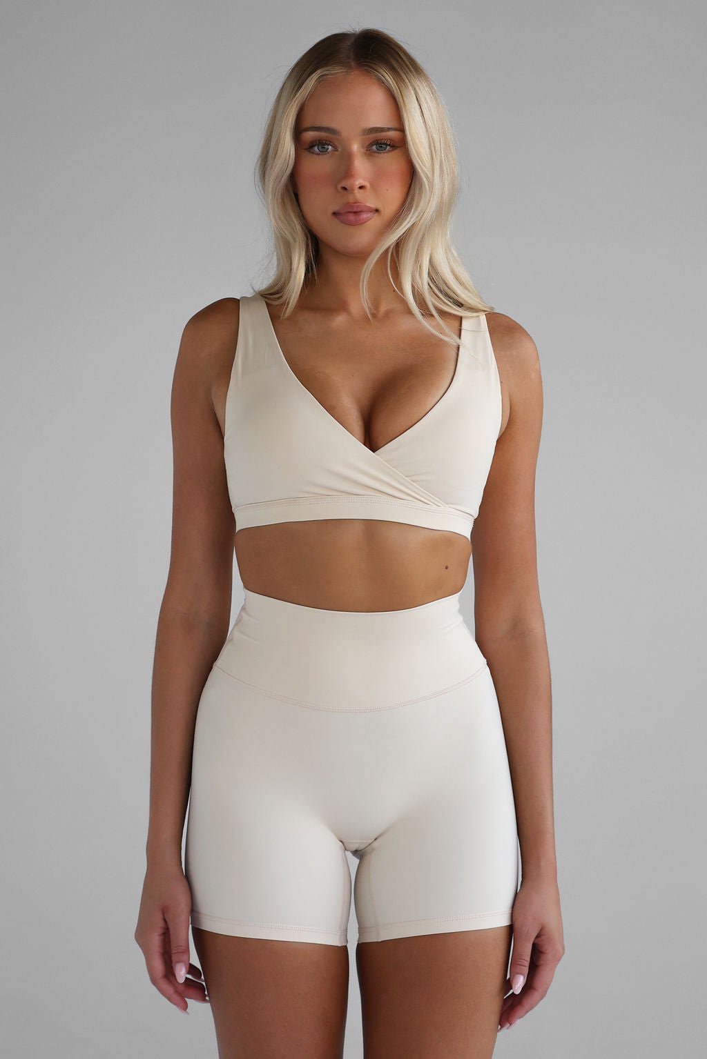 SCULPT Crop - French Vanilla - LEELO ACTIVE