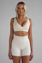 SCULPT Crop - French Vanilla - LEELO ACTIVE