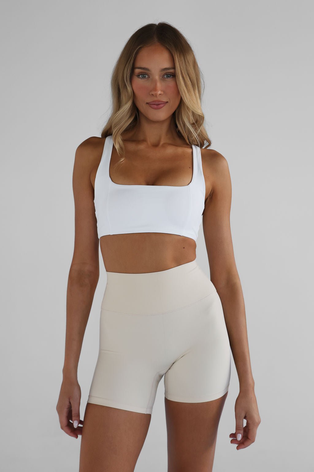 SCULPT Shape Crop - White (pre - order) - LEELO ACTIVE