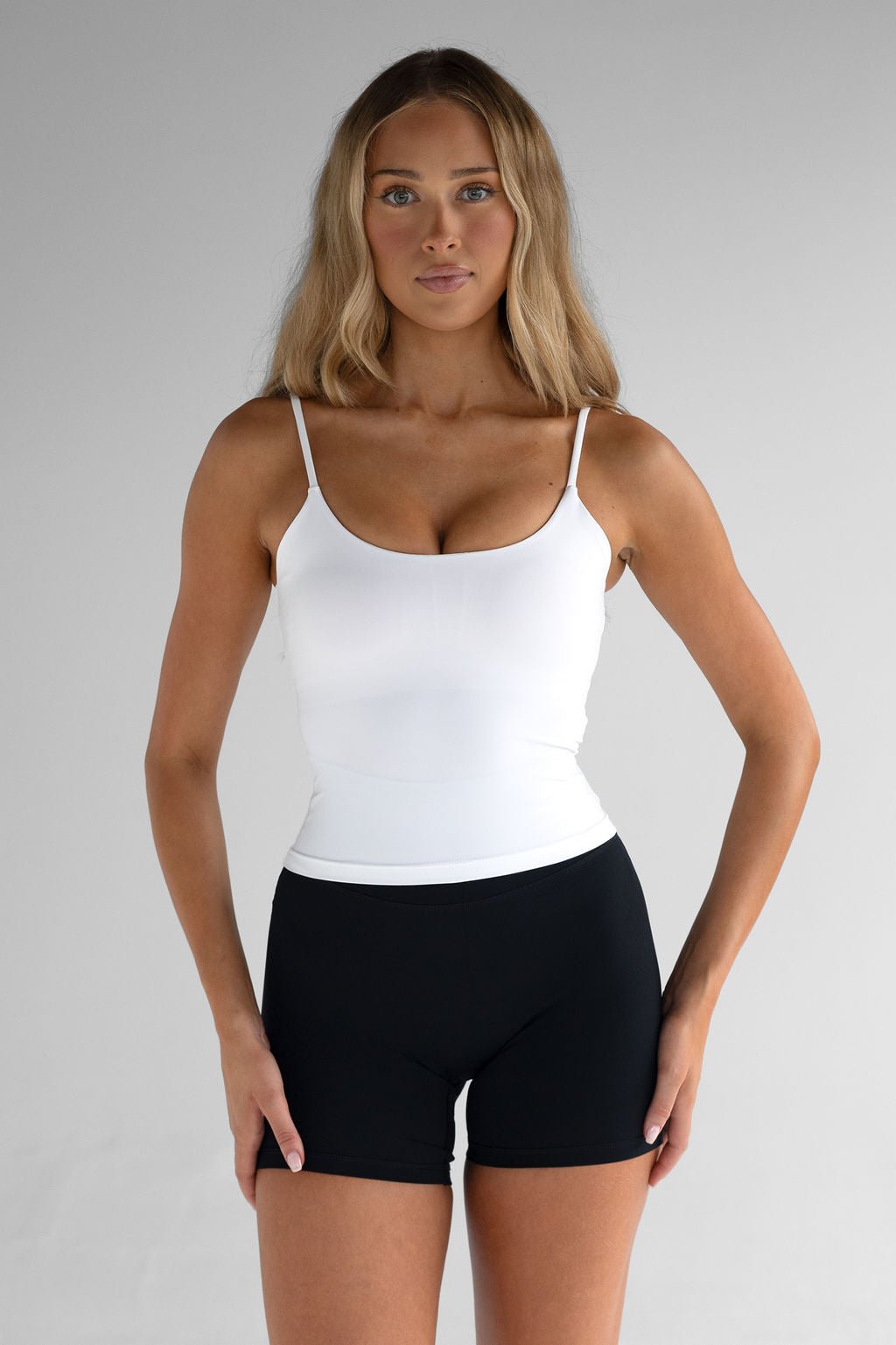 SCULPT Tank - White - LEELO ACTIVE
