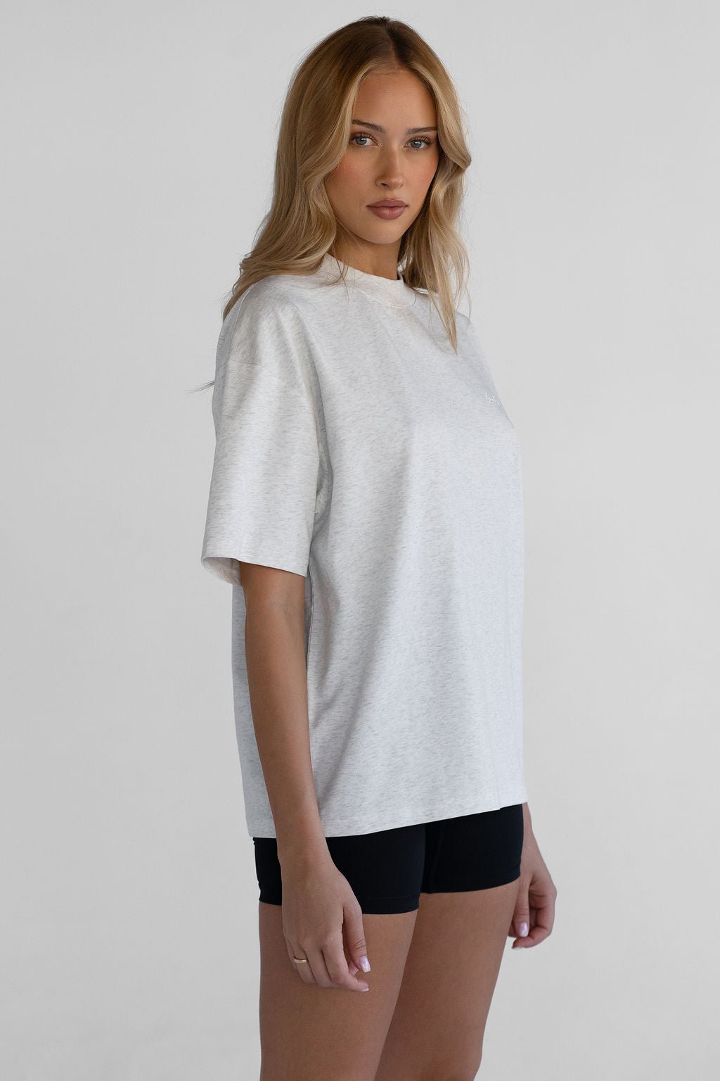 Signature Boyfriend Tee - Oatmeal - LEELO ACTIVE
