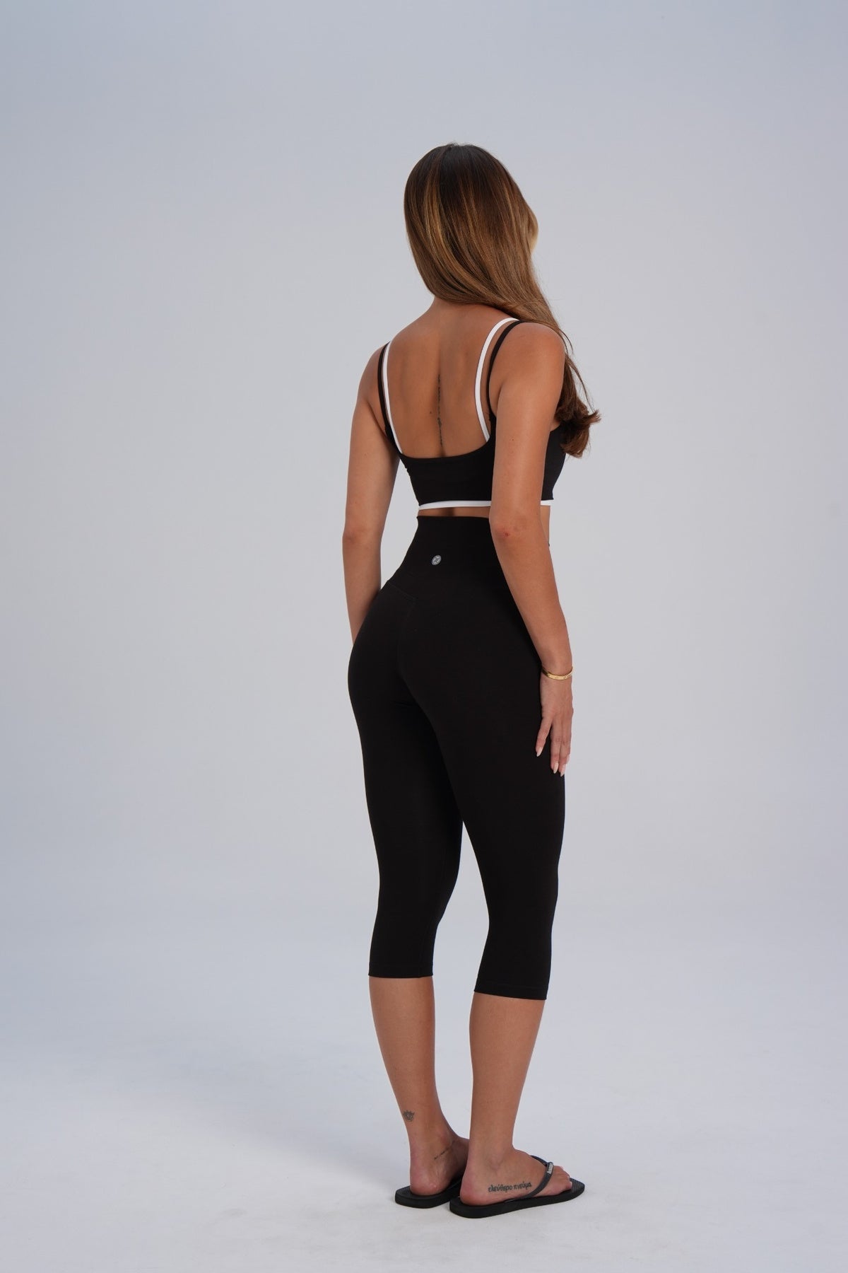The Organic Cotton Capri - Black (pre-order) - LEELO ACTIVE