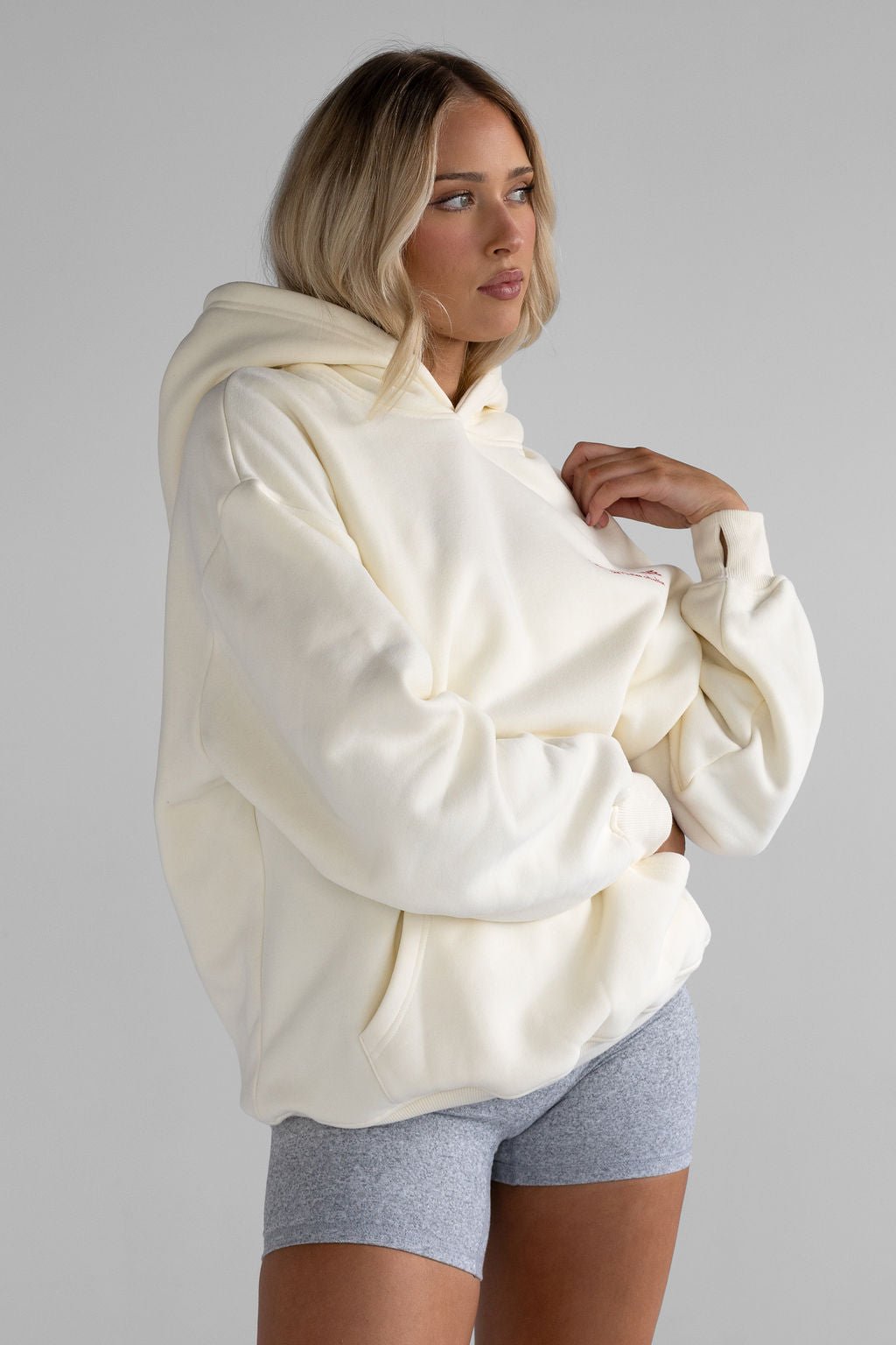 V6 Chilli Pilates Collection Hoodie - Cream - LEELO ACTIVE