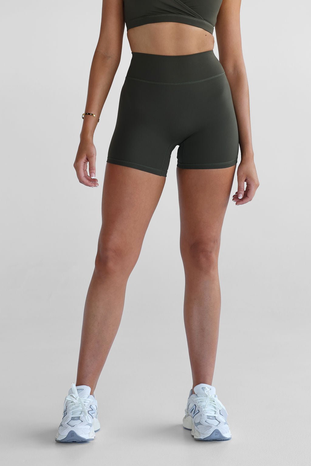 5" Signature Bike Shorts - Khaki - LEELO ACTIVE