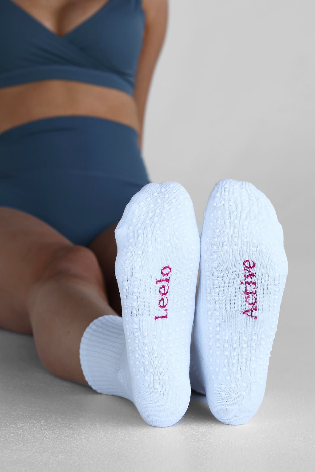Breathe Grip Socks - Pink - LEELO ACTIVE