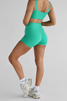 Luxe Signature Crop - Apple Green - LEELO ACTIVE