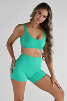 Luxe Signature Crop - Apple Green - LEELO ACTIVE