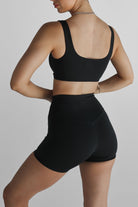 Luxe Signature Crop - Deep Black - LEELO ACTIVE