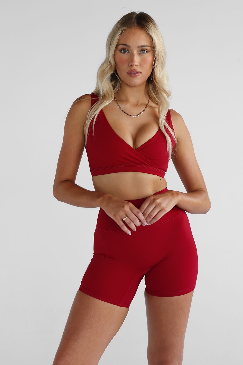 SCULPT Crop - Cherry - LEELO ACTIVE