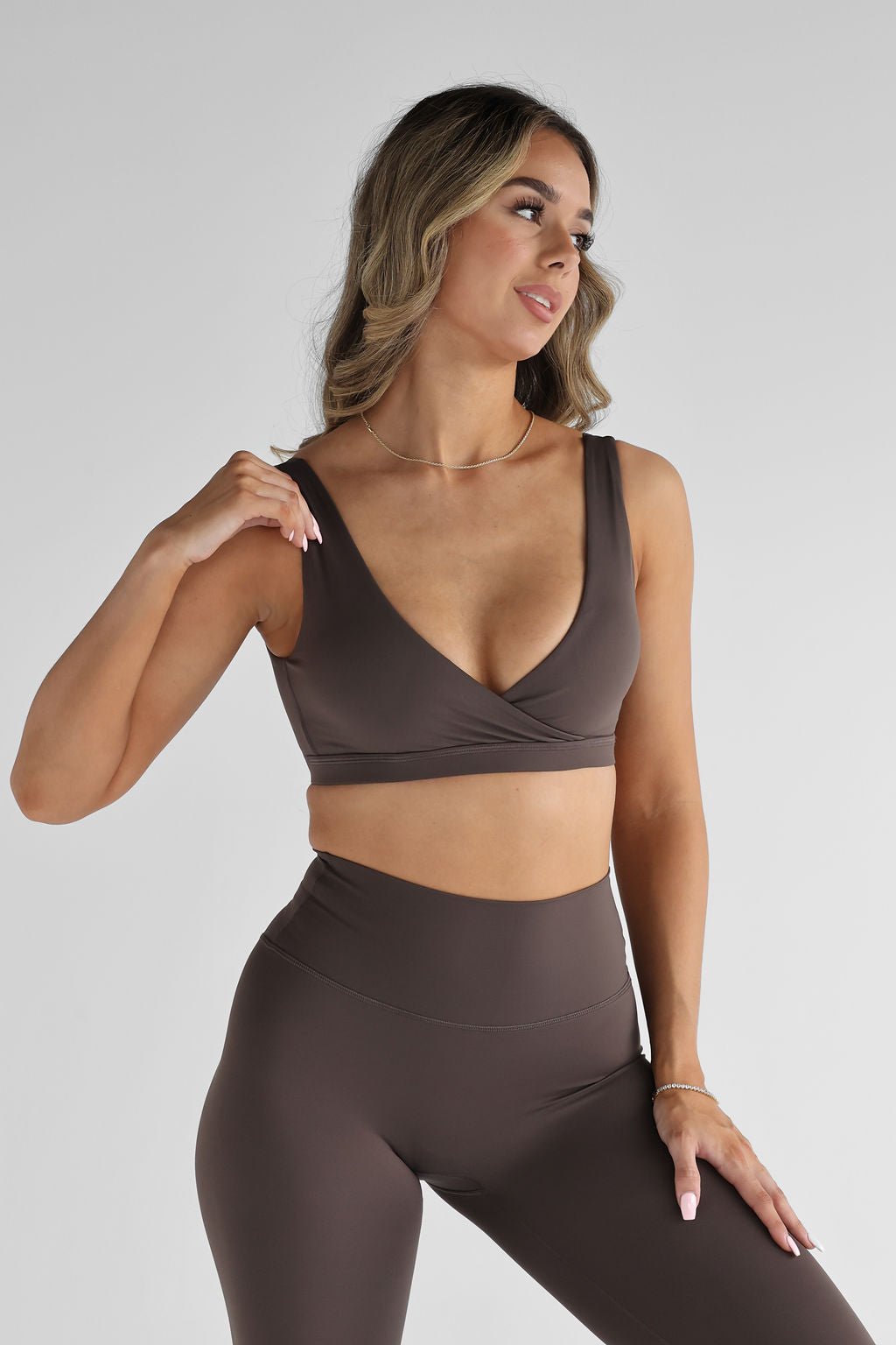 SCULPT Crop - Dark Chocolate SHIPPING FROM 23/08 - 25/08 - LEELO ACTIVE