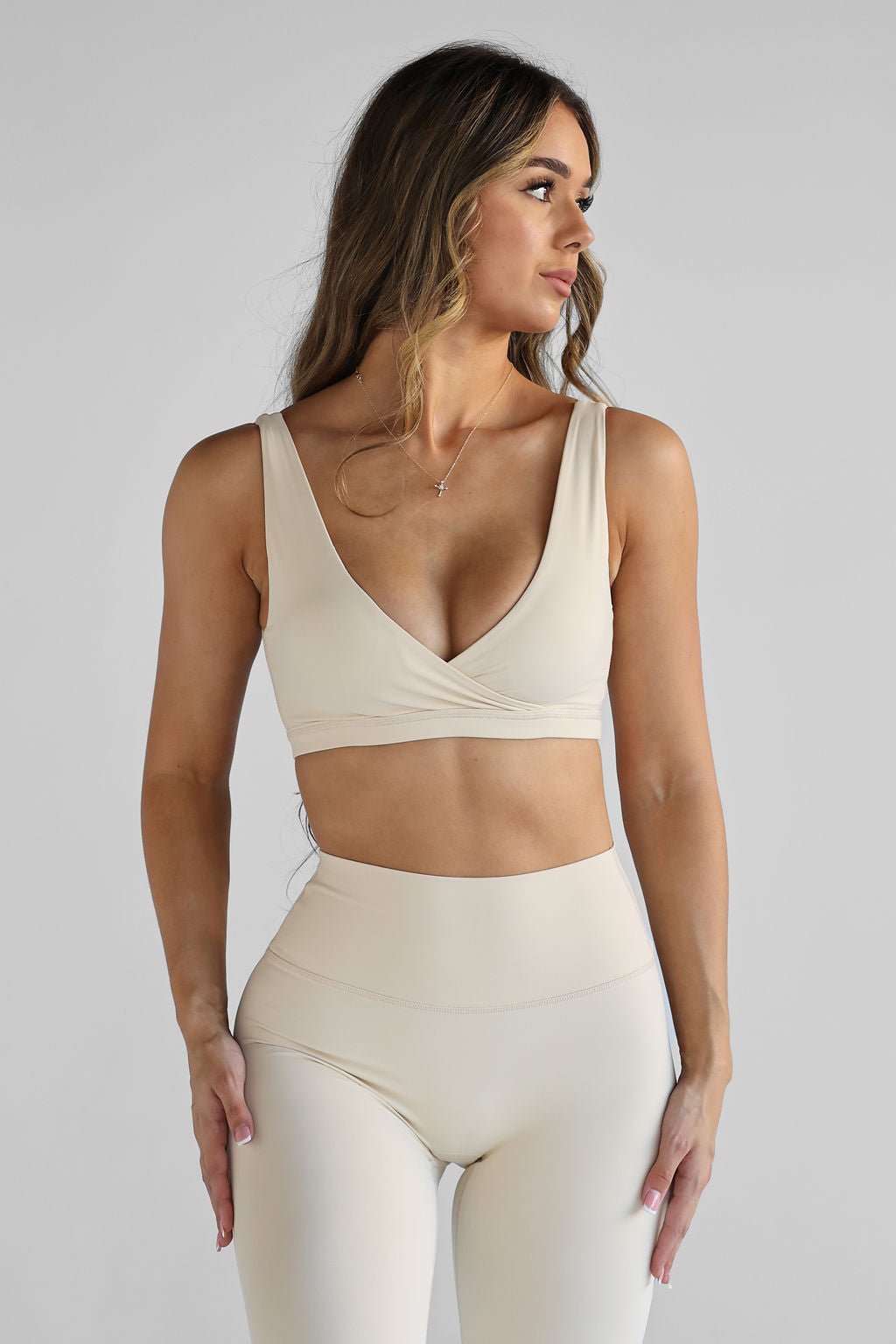 SCULPT Crop - French Vanilla (AVAILABLE 13/08) - LEELO ACTIVE