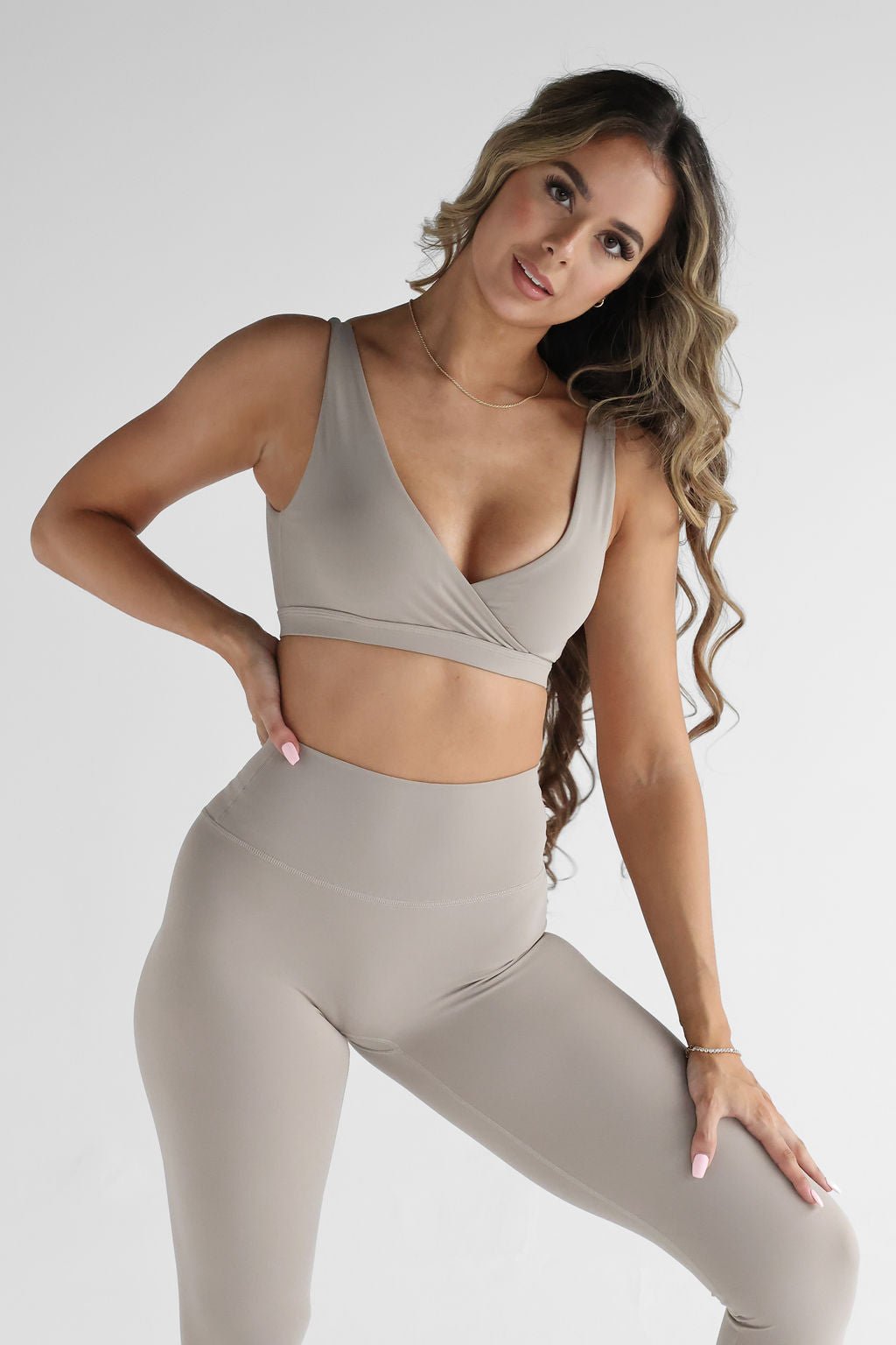 SCULPT Crop - Latte SHIPPING FROM 3/11 - LEELO ACTIVE