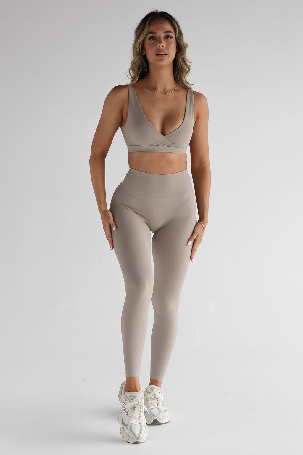SCULPT Crop - Latte SHIPPING FROM 3/11 - LEELO ACTIVE