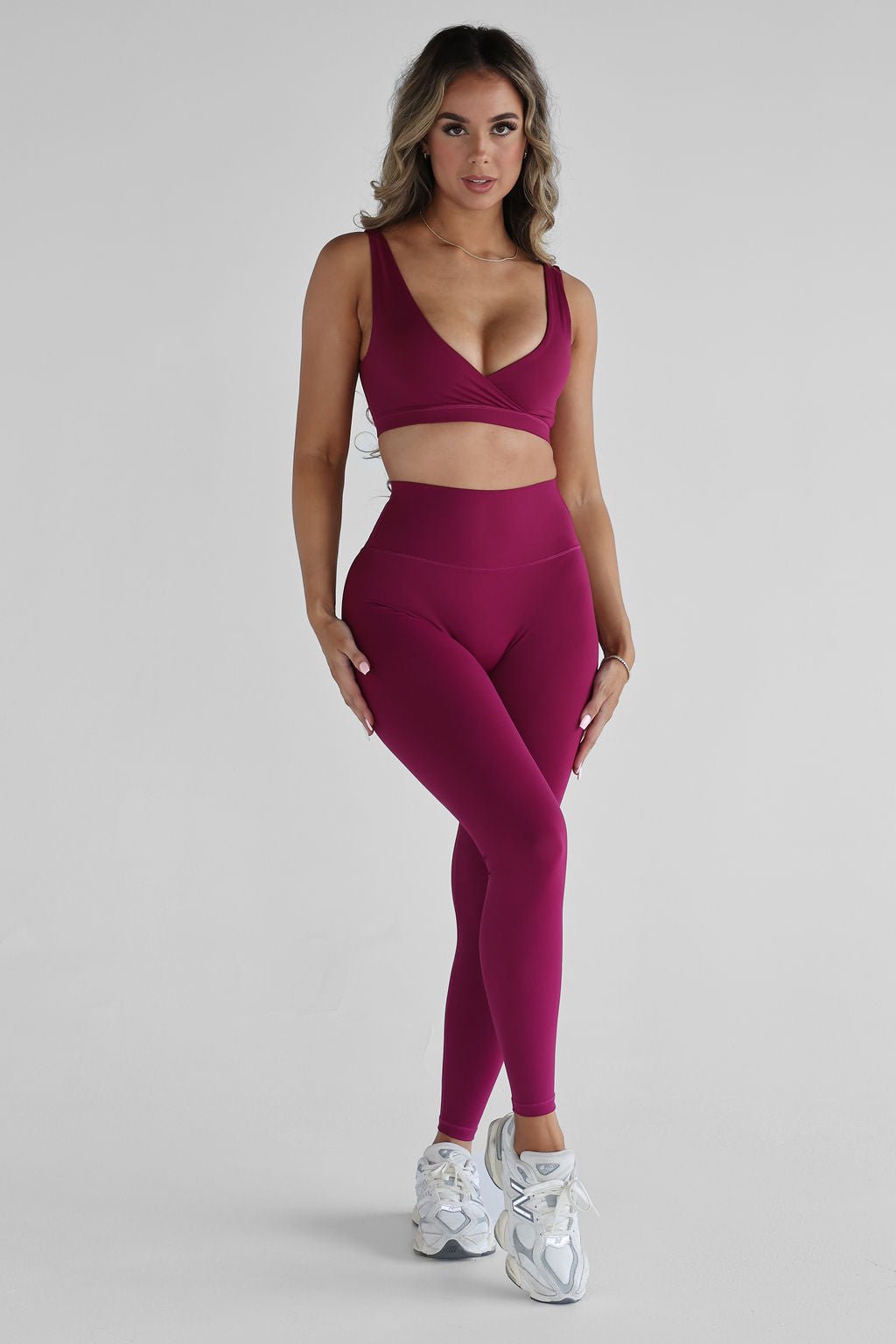 SCULPT Crop - Sangria - LEELO ACTIVE