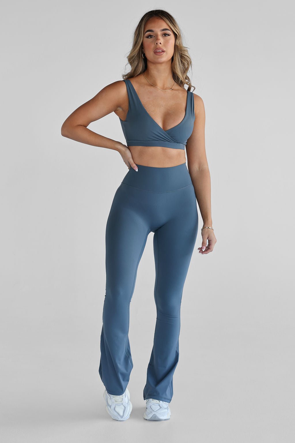 SCULPT Flare Leggings - Slate Grey - LEELO ACTIVE