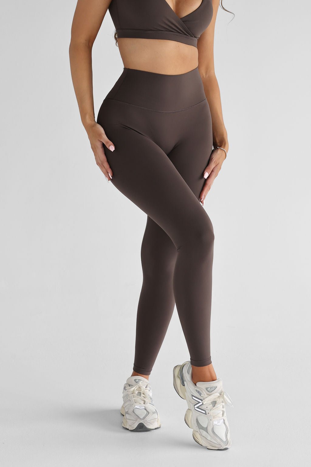 SCULPT Full Length Leggings - Dark Chocolate SHIPPING FROM 23/08 - 25/08 - LEELO ACTIVE