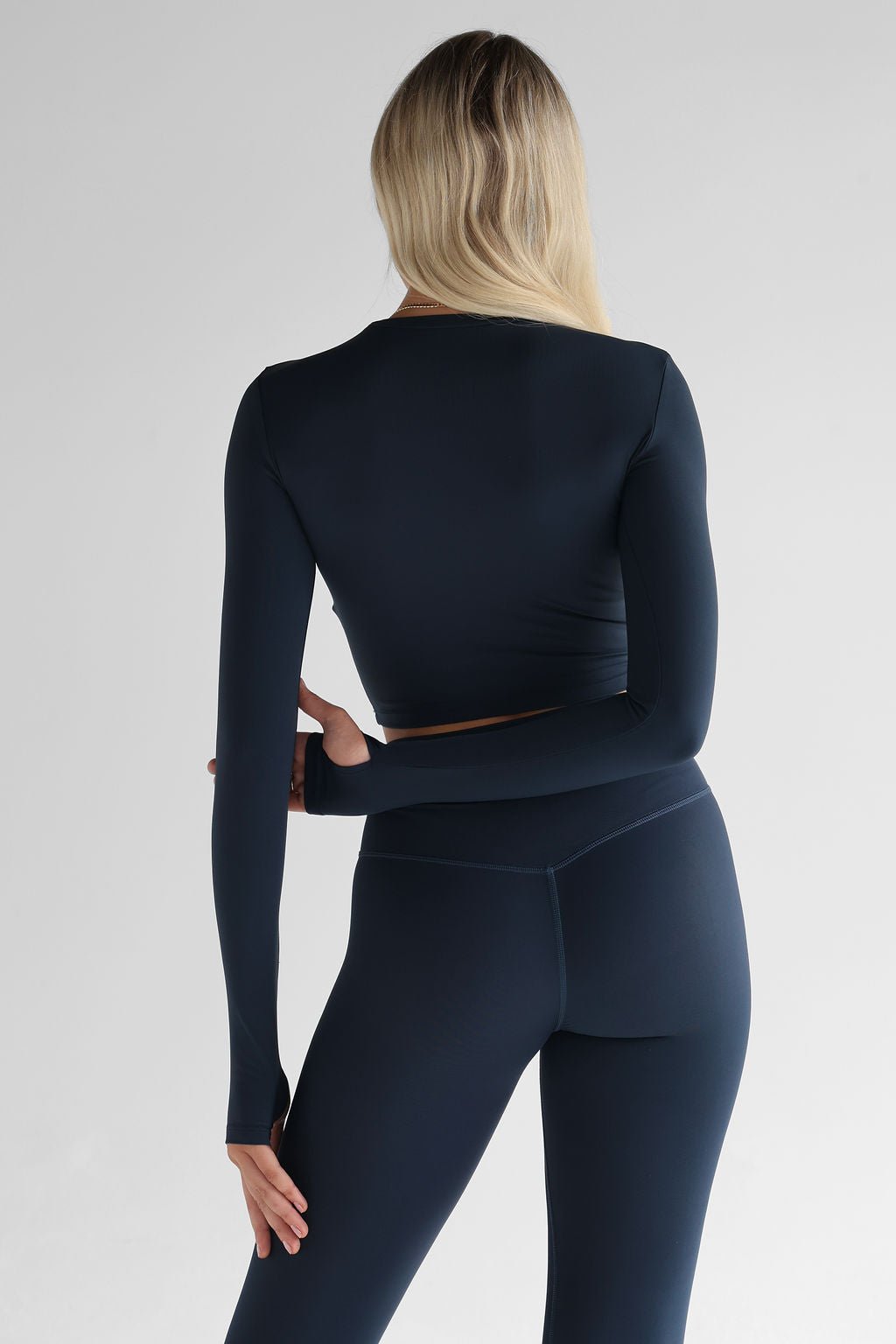 SCULPT Long Sleeve Crop - Navy - LEELO ACTIVE