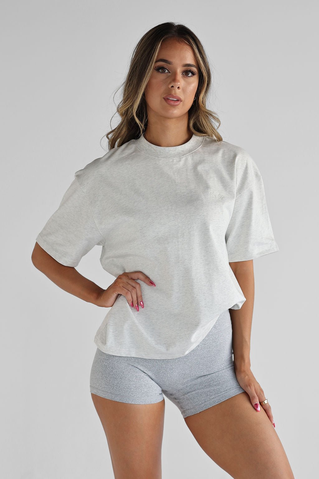 Signature Boyfriend Tee - Oatmeal - LEELO ACTIVE